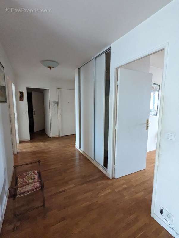 Appartement à CHATILLON