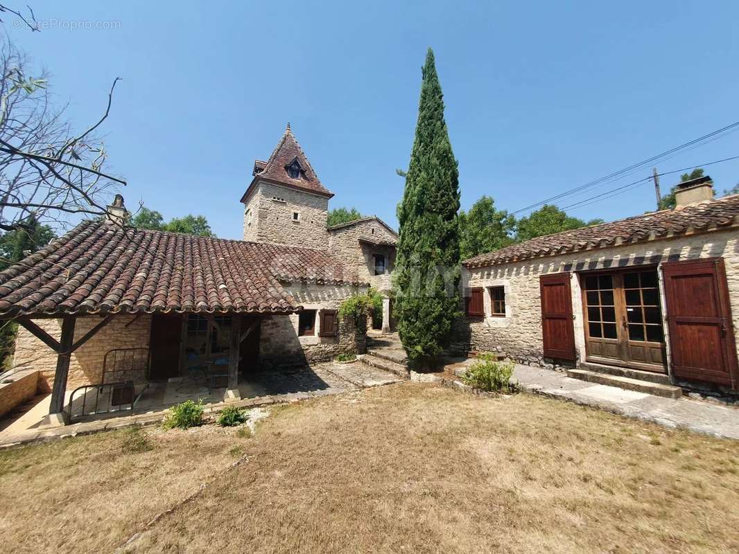 Maison à CAHORS