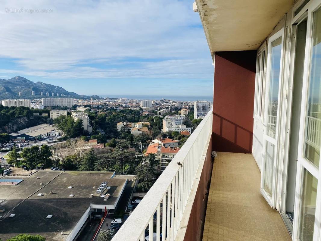 Appartement à MARSEILLE-9E