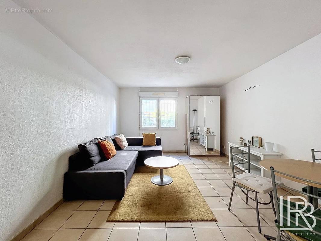 Appartement à MARSEILLE-6E