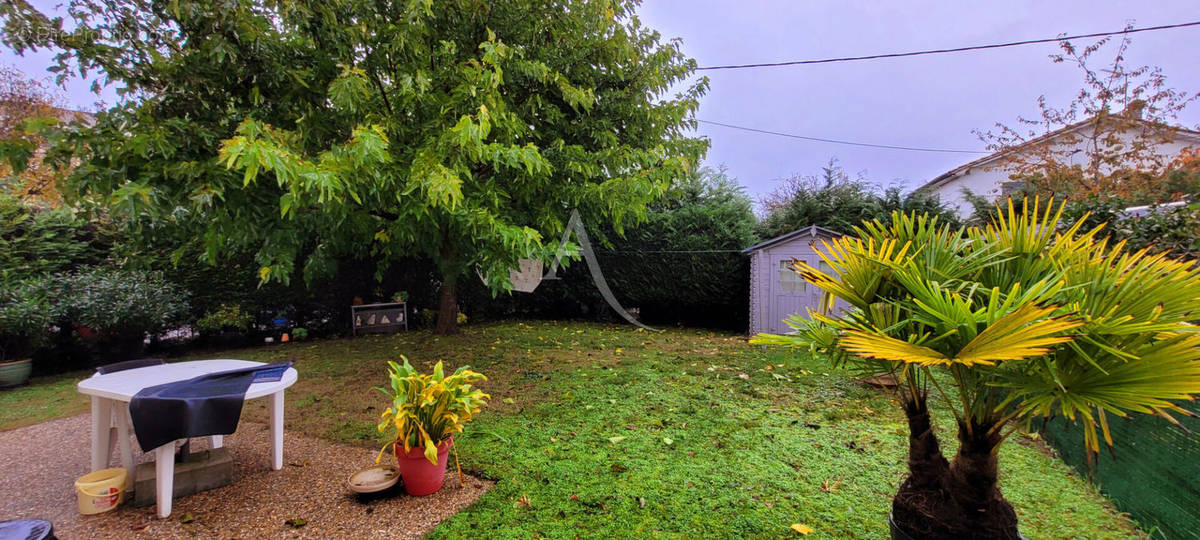 Appartement à SAINTES