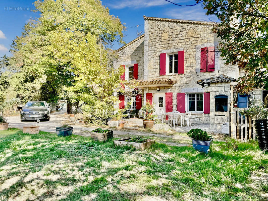 Maison à FAYENCE