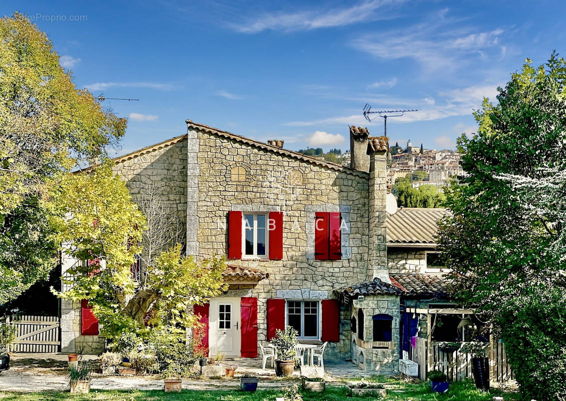 Maison à FAYENCE