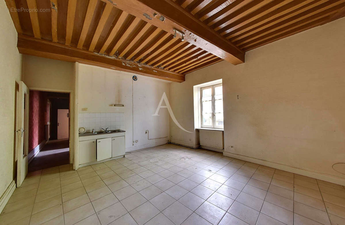 Appartement à SAINT-SYMPHORIEN-D&#039;ANCELLES