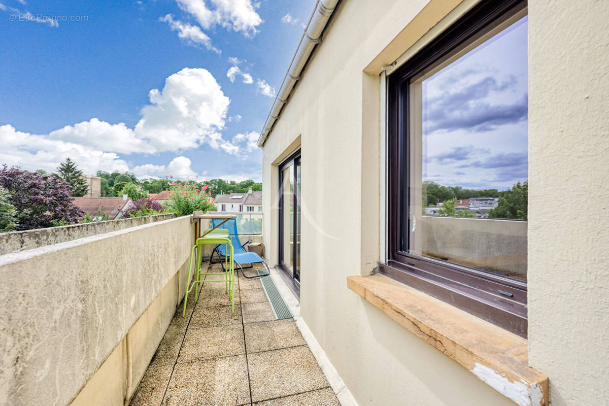 Appartement à LE PERREUX-SUR-MARNE