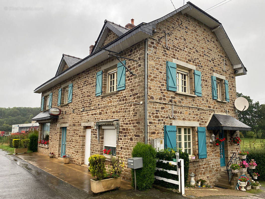 Maison à SAINT-PIERRE-DES-LANDES