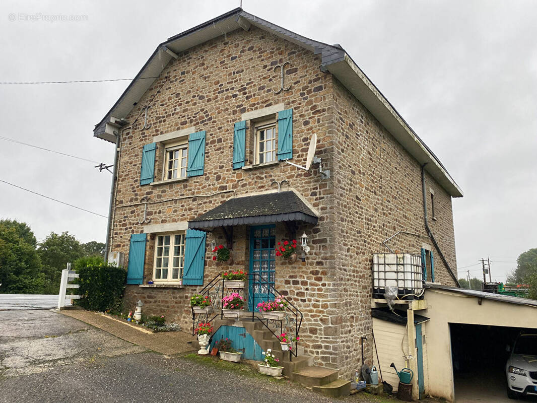 Maison à SAINT-PIERRE-DES-LANDES