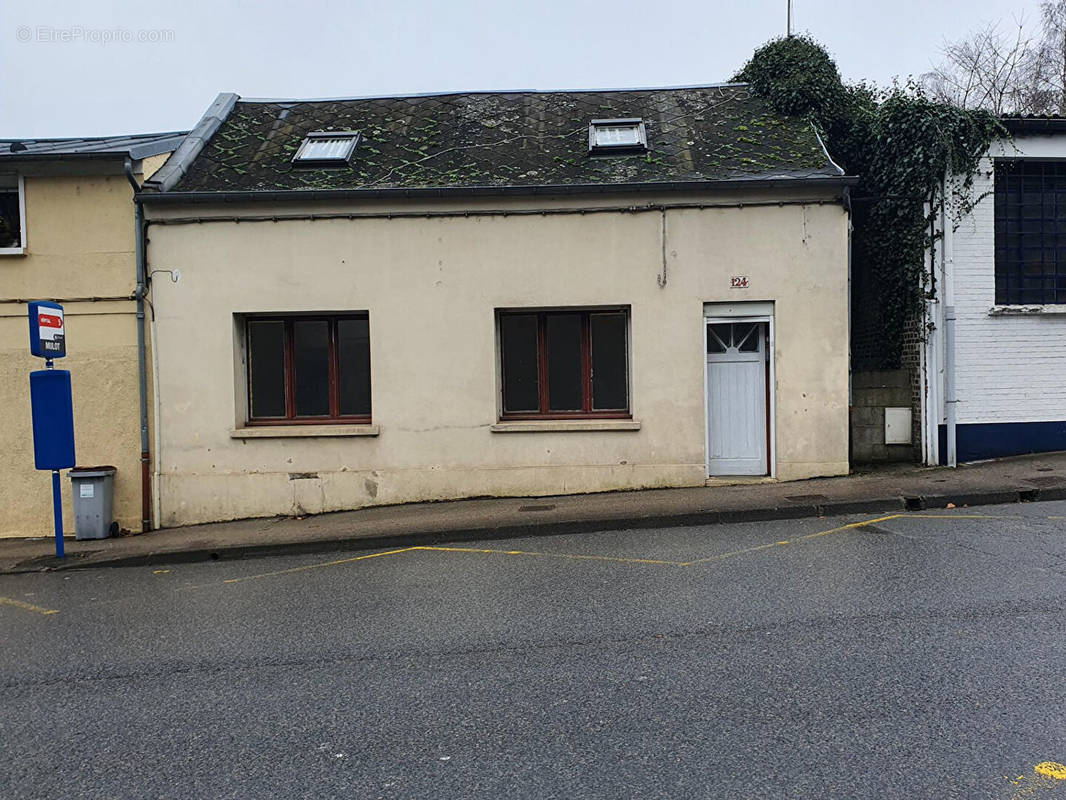 Maison à SAINT-QUENTIN