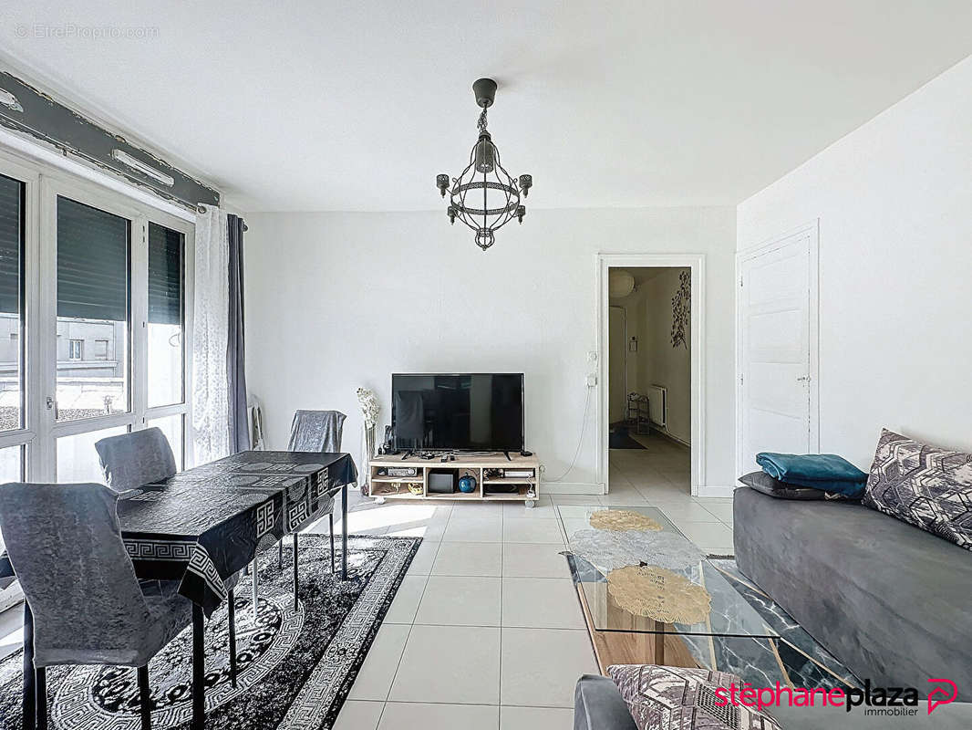 Appartement à LYON-8E