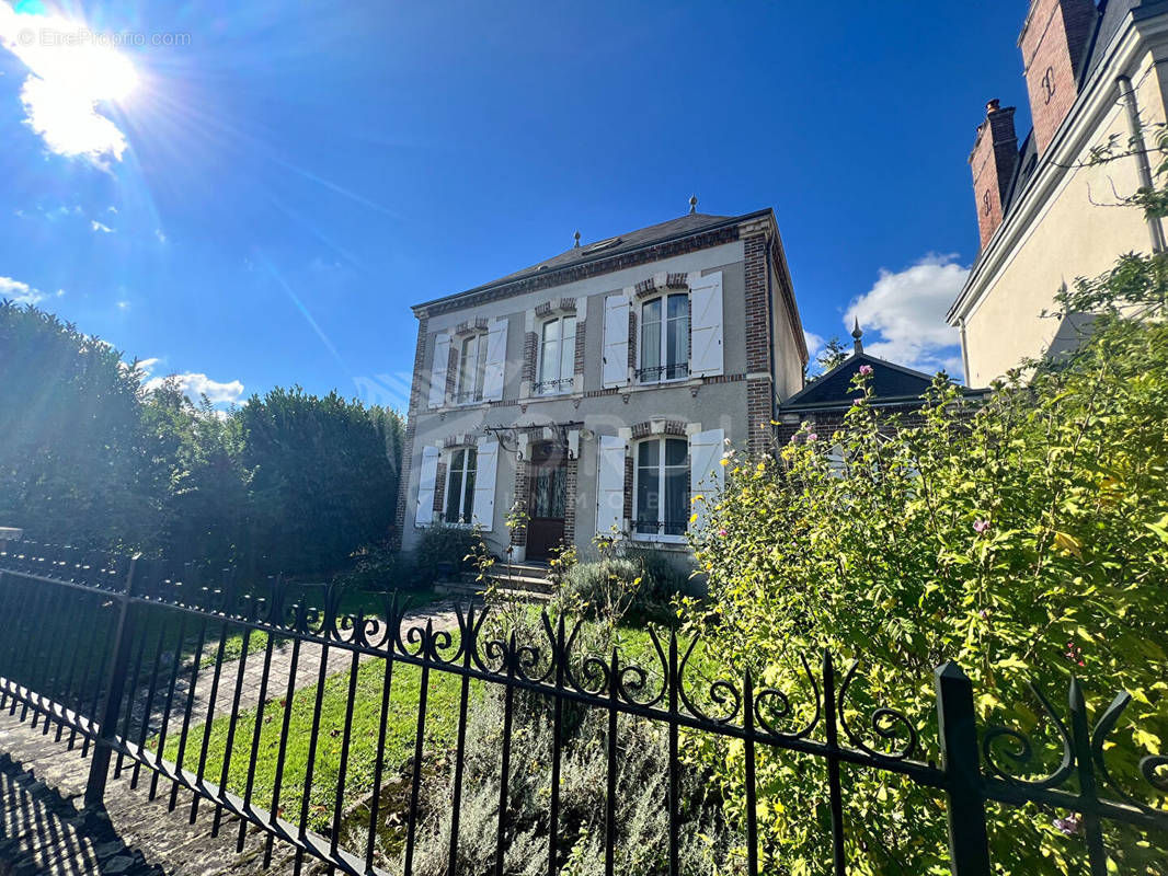 Maison à BLENEAU