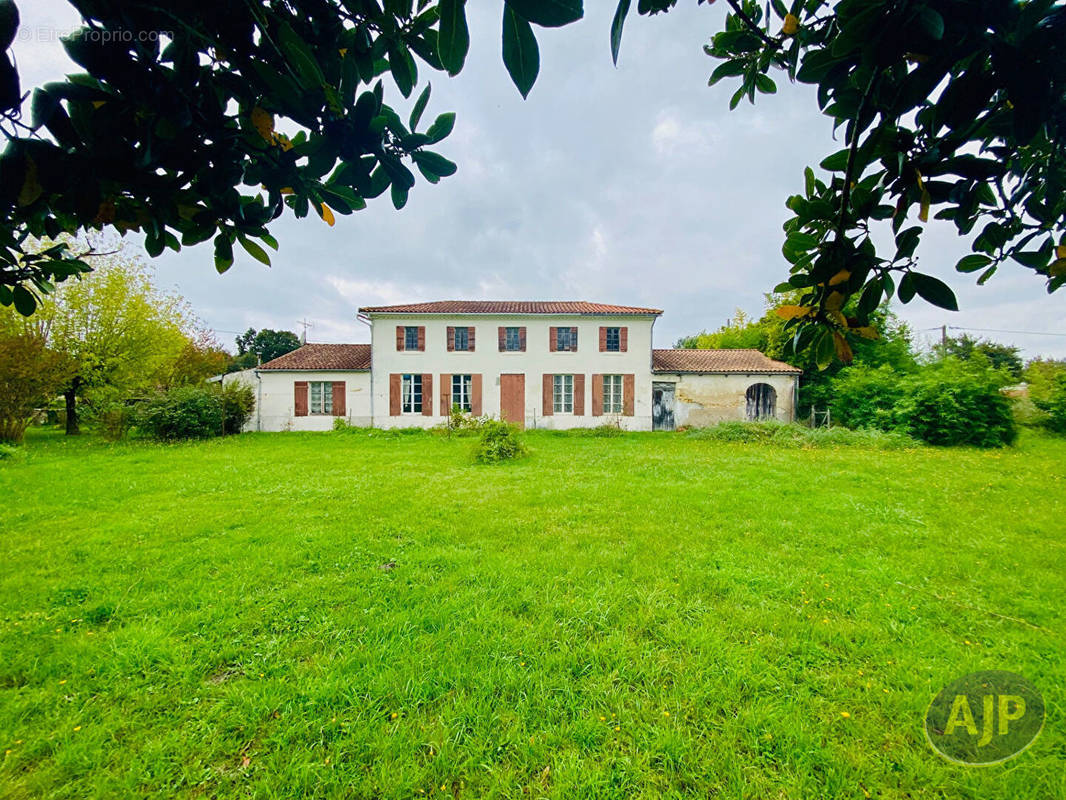 Maison à GAILLAN-EN-MEDOC