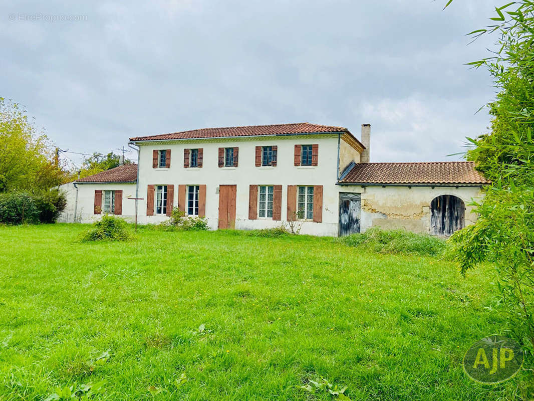 Maison à GAILLAN-EN-MEDOC