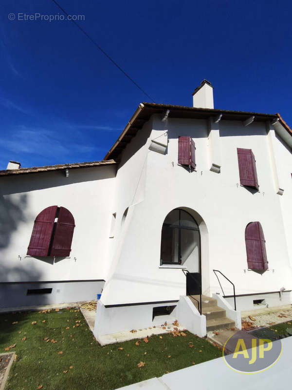 Maison à PAUILLAC