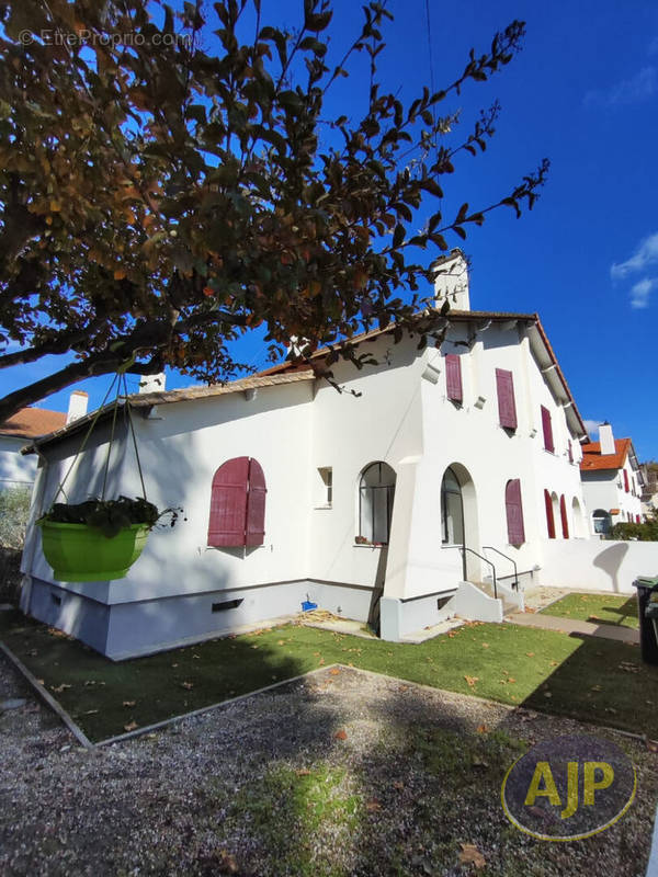 Maison à PAUILLAC