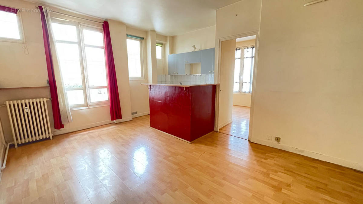 Appartement à PARIS-12E