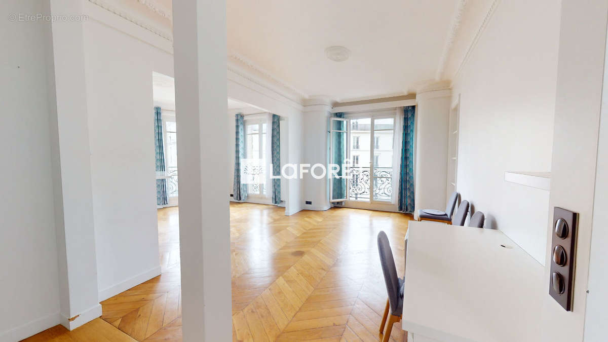 Appartement à PARIS-12E