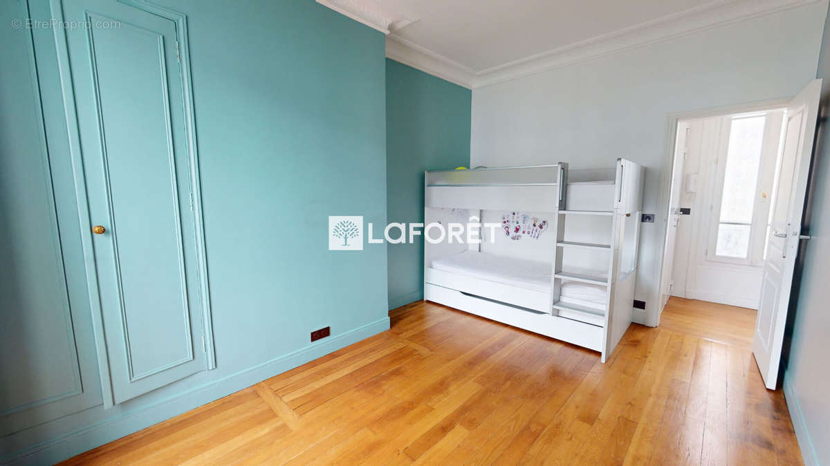 Appartement à PARIS-12E