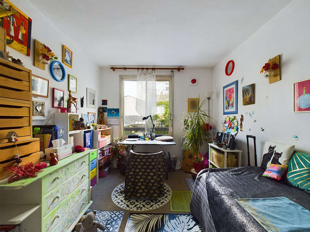 Appartement à PARIS-20E