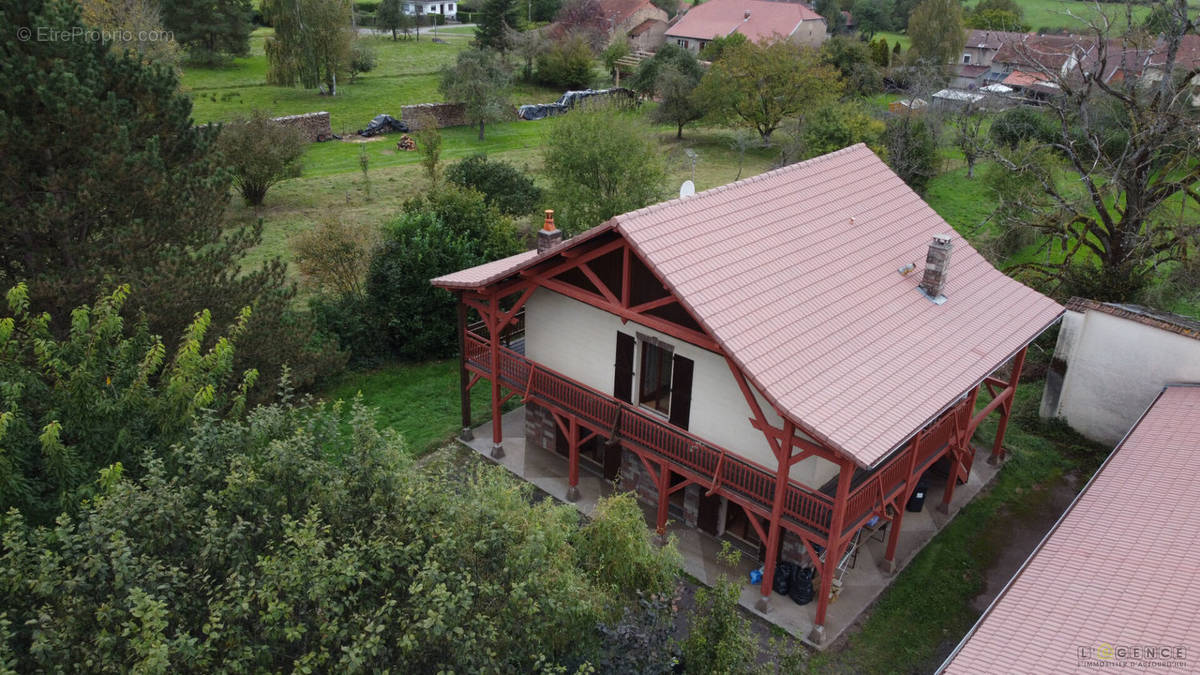 Maison à PEXONNE