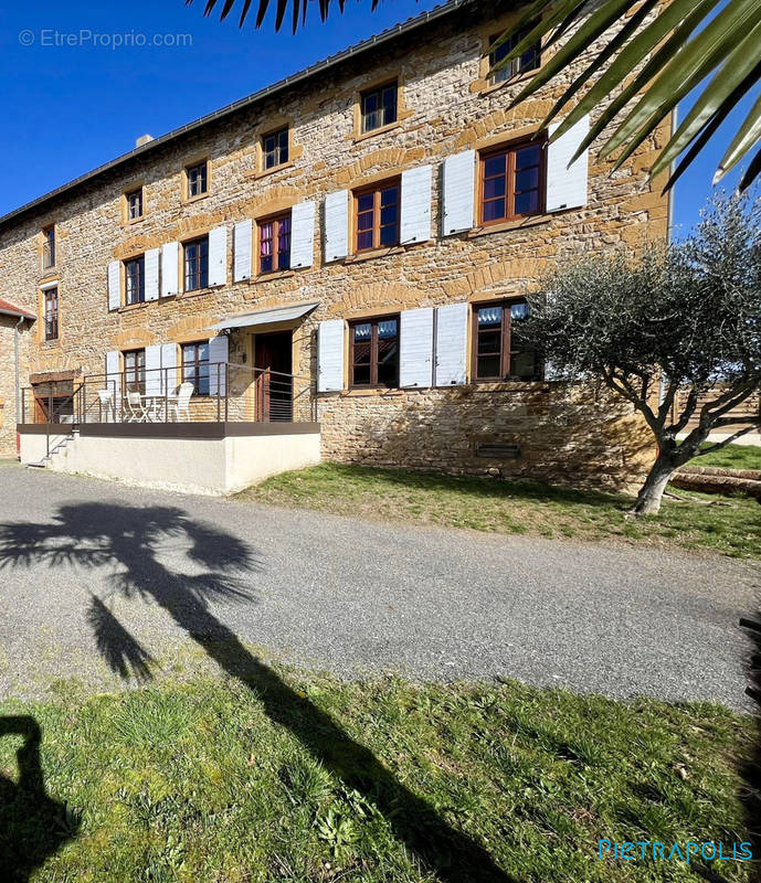 Maison à SAINT-GERMAIN-SUR-L&#039;ARBRESLE