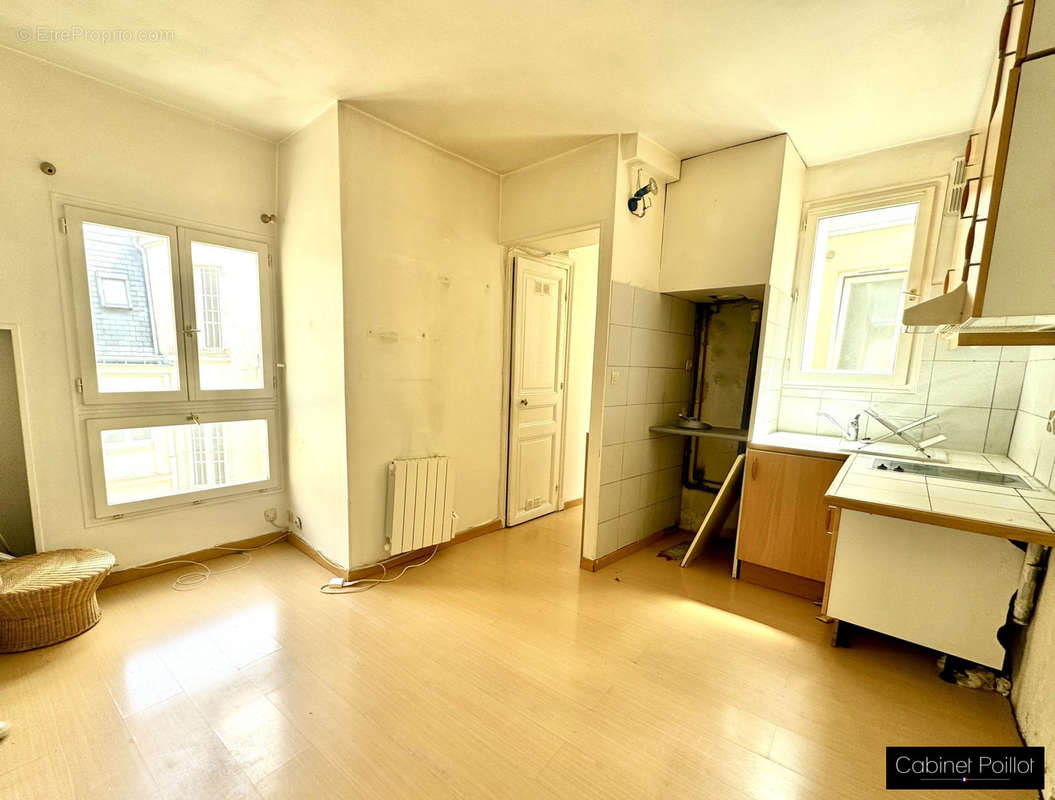 Appartement à PARIS-11E