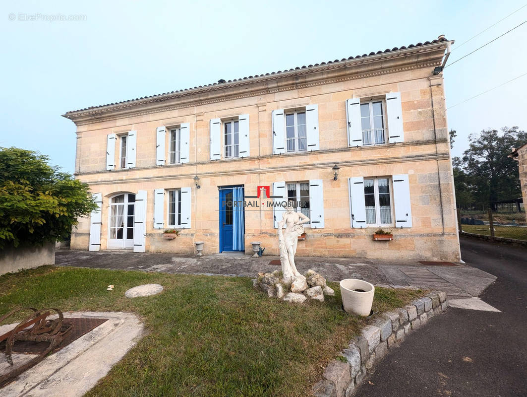 Maison à SAINT-ANDRE-DE-CUBZAC