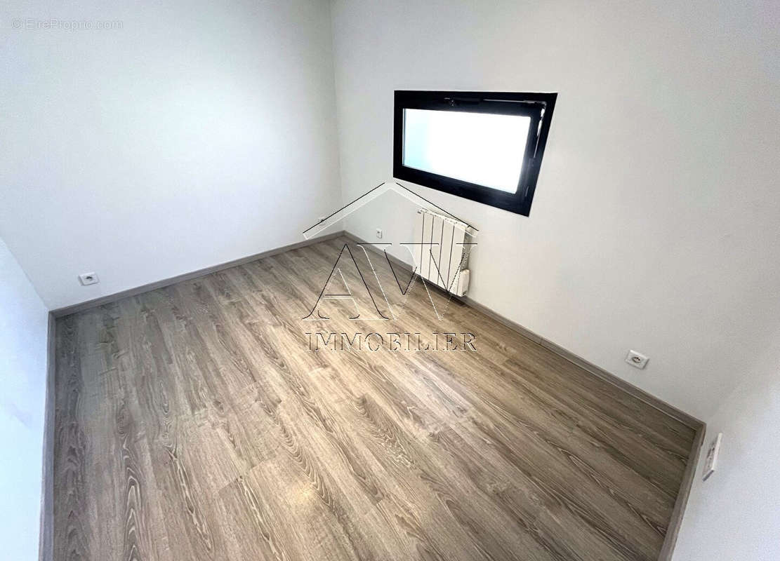 Appartement à NOAILLES