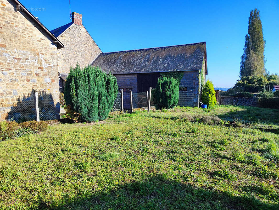 Maison à RANES