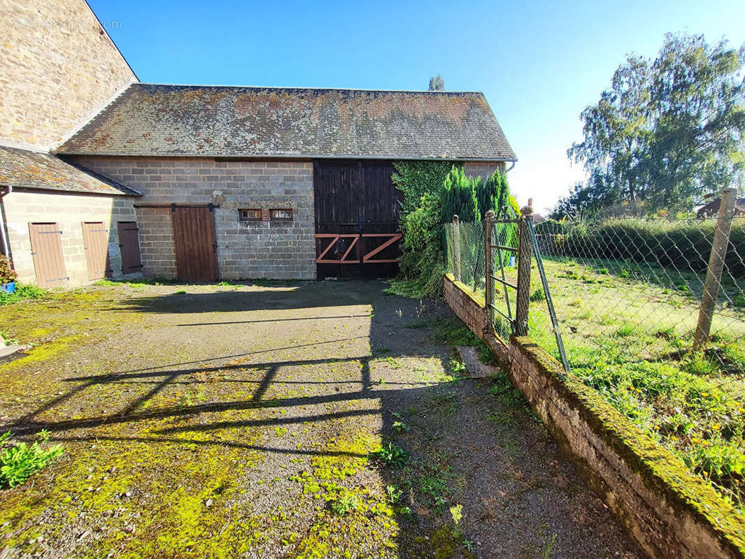 Maison à RANES