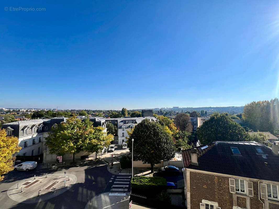 Appartement à LE PERREUX-SUR-MARNE