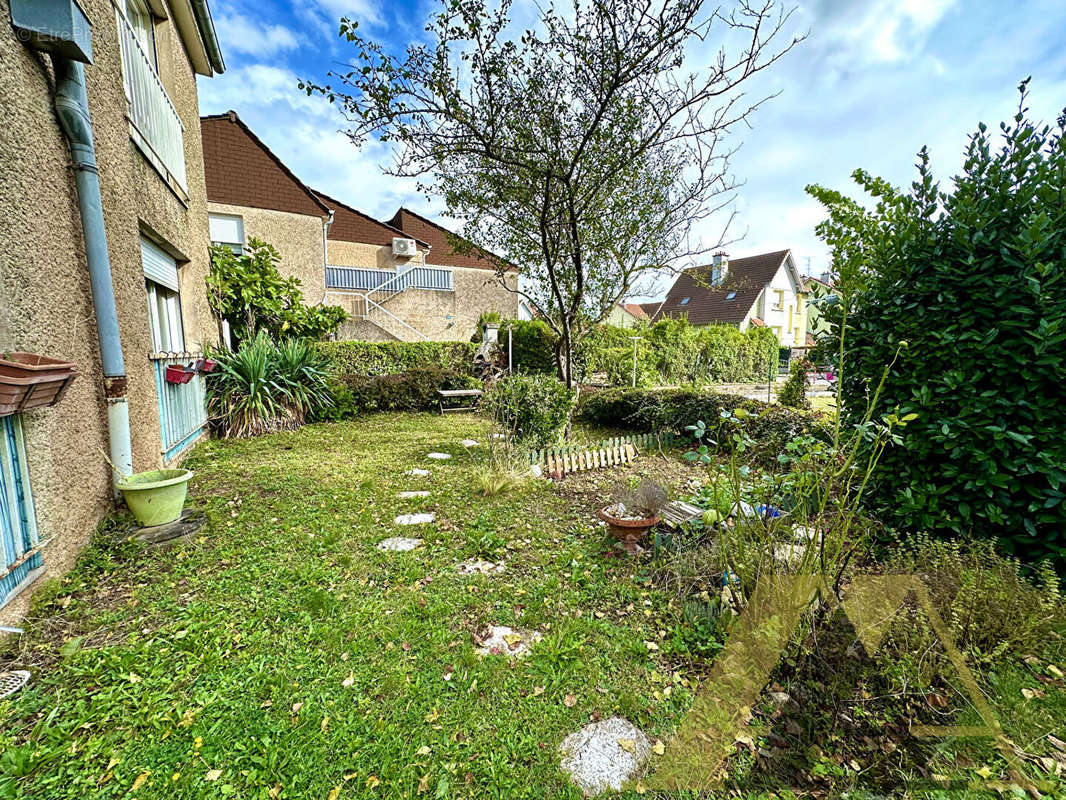 Appartement à AMNEVILLE