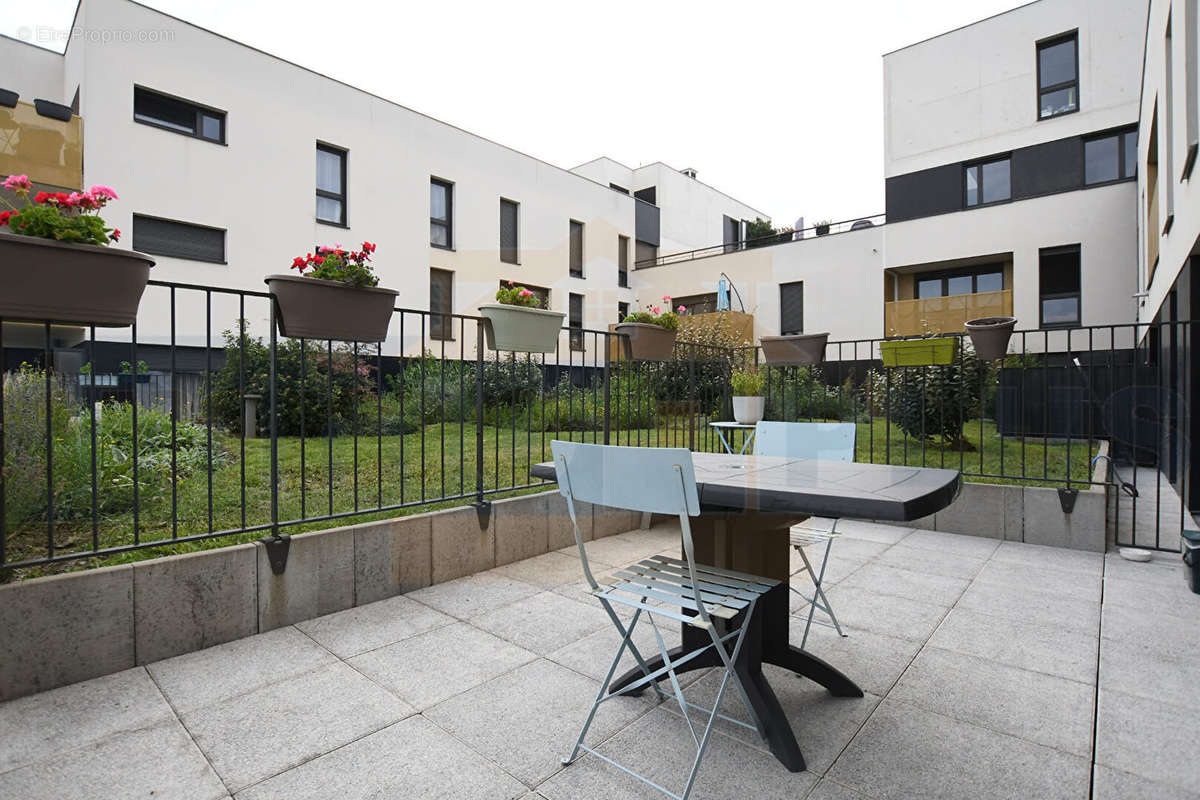 Appartement à SAINT-CYR-L&#039;ECOLE