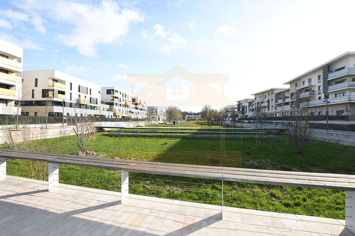 Appartement à SAINT-CYR-L&#039;ECOLE