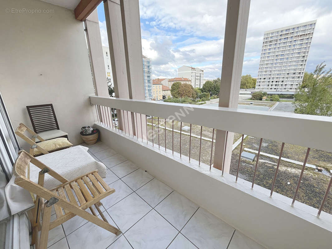 Appartement à VILLEURBANNE