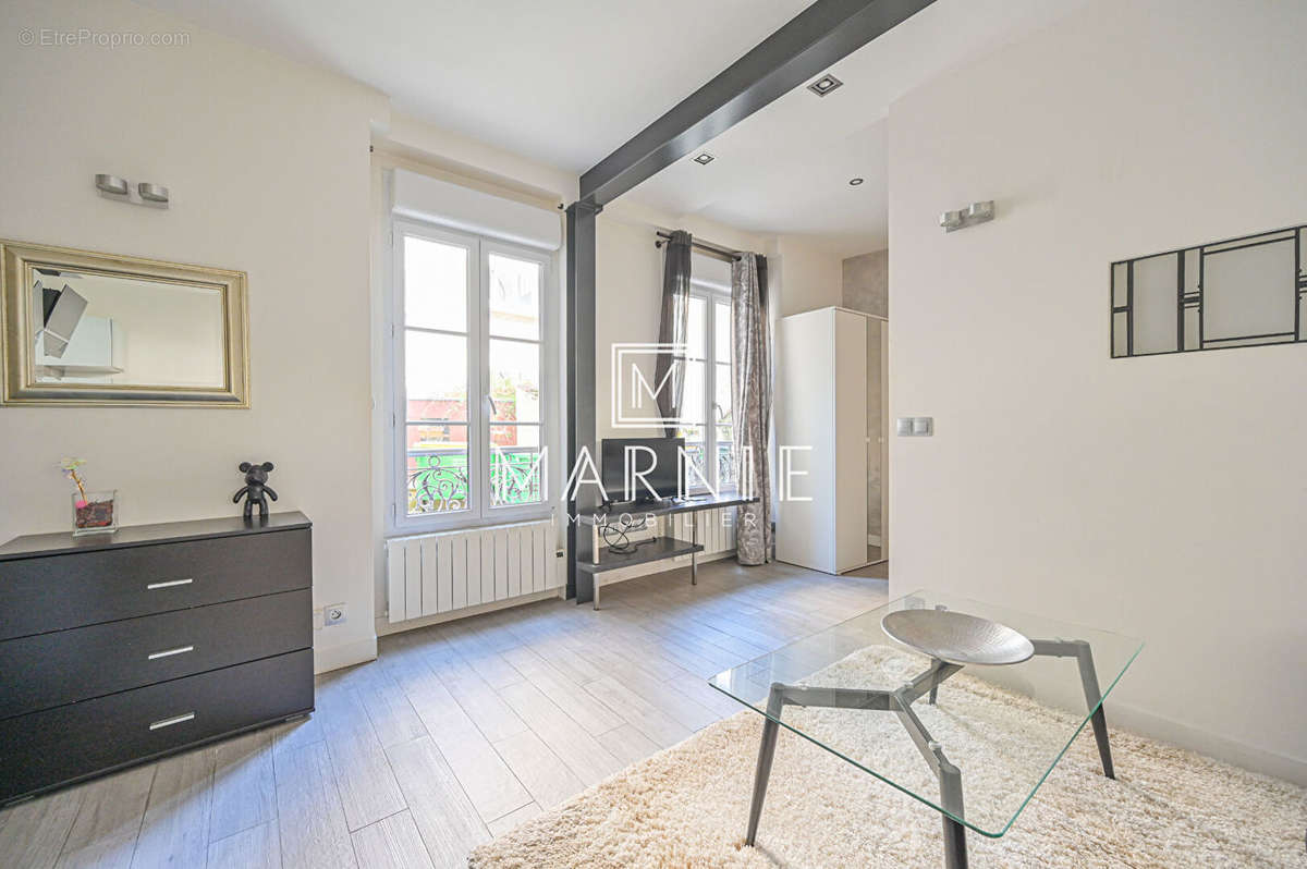 Appartement à PARIS-19E