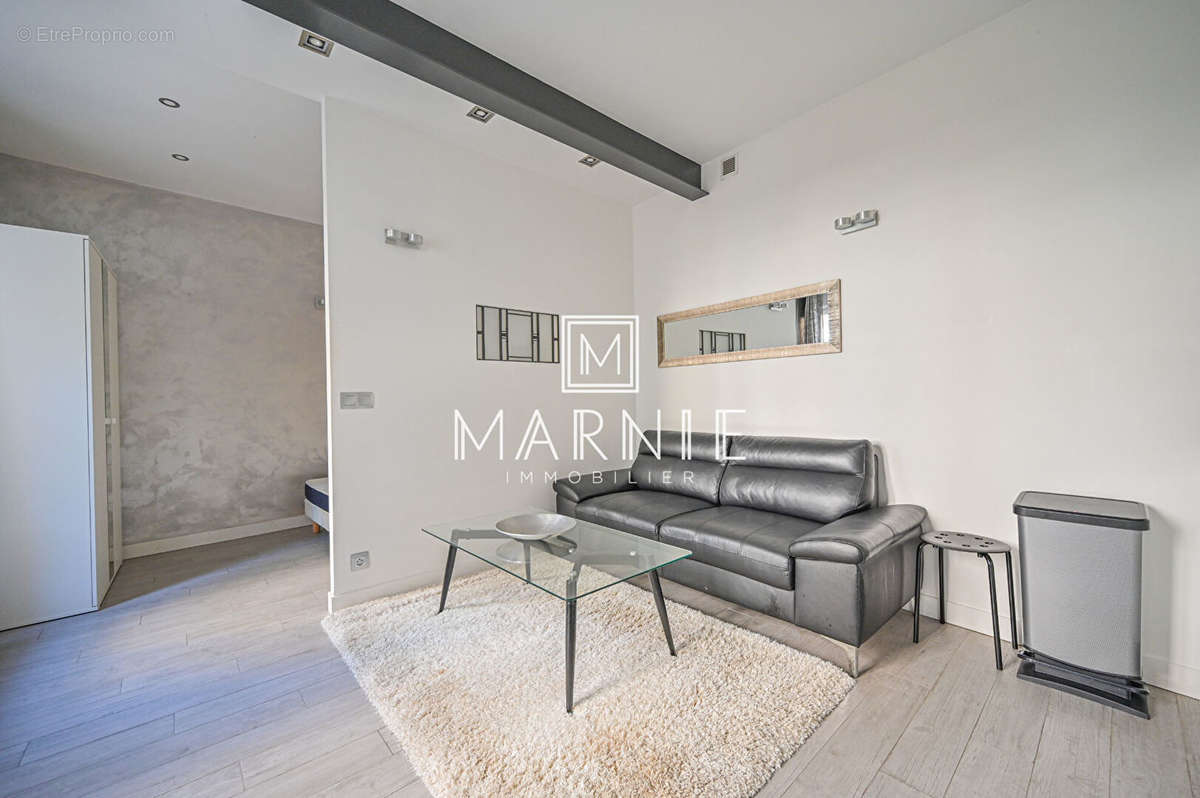 Appartement à PARIS-19E