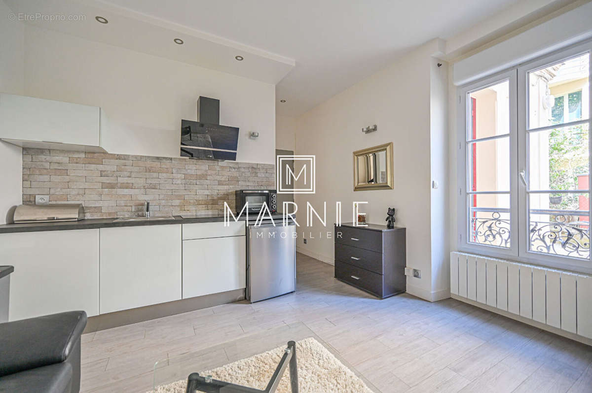 Appartement à PARIS-19E