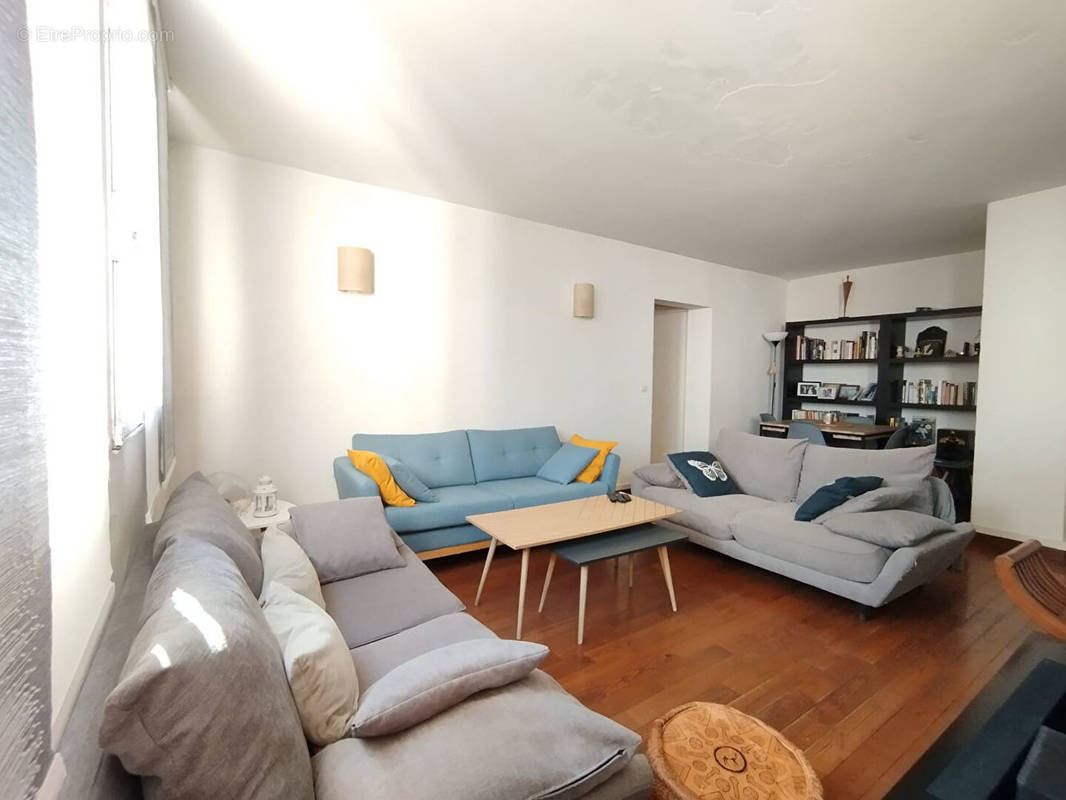 Appartement à COLOMBES