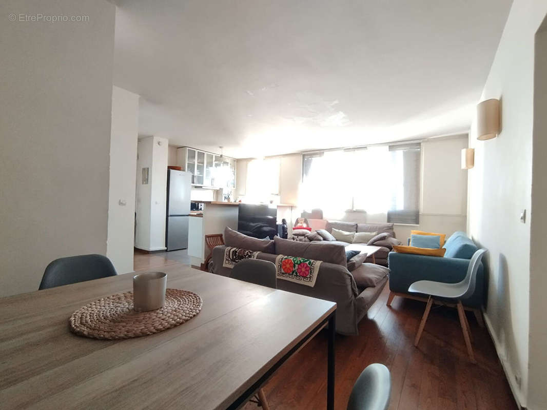 Appartement à COLOMBES