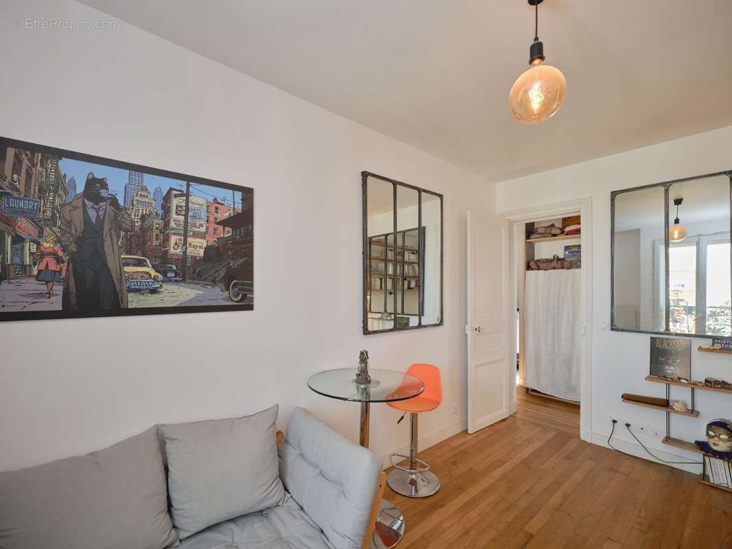 Appartement à PARIS-18E