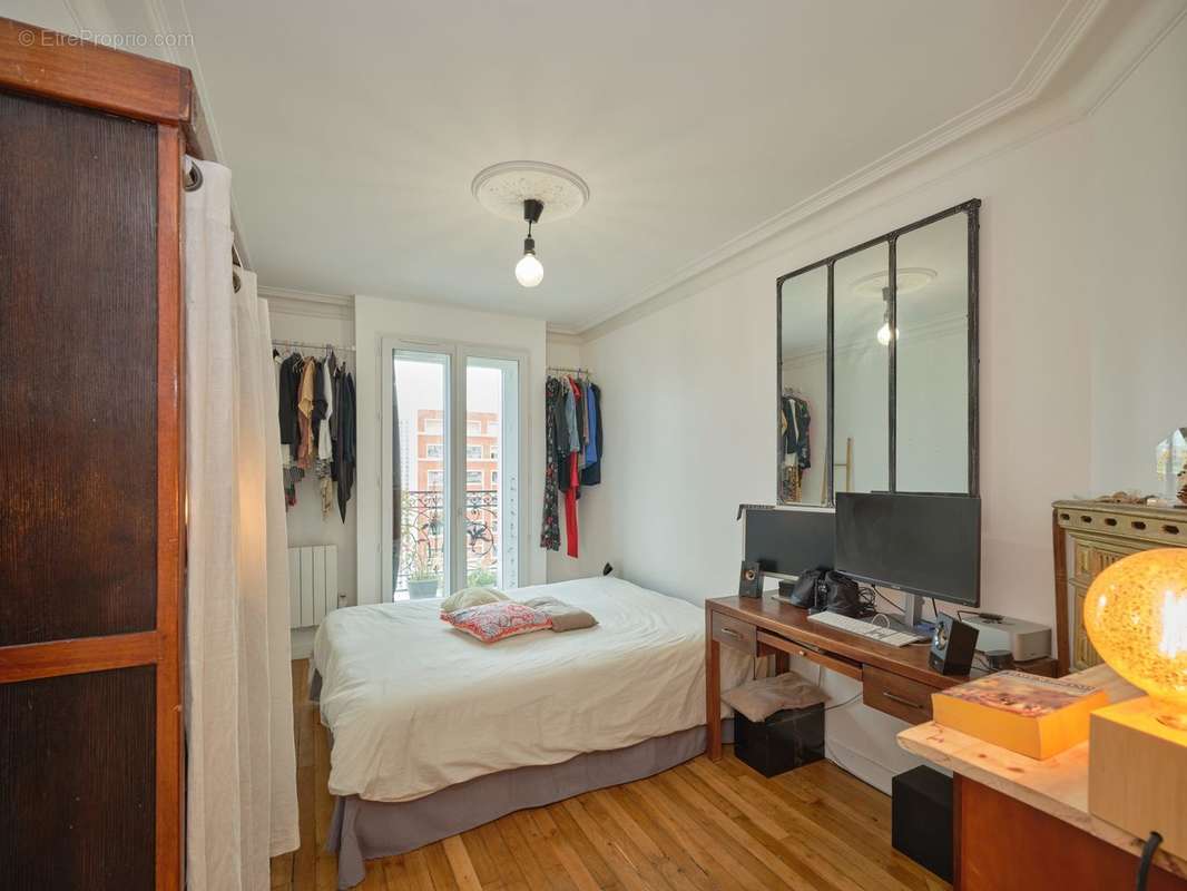 Appartement à PARIS-18E