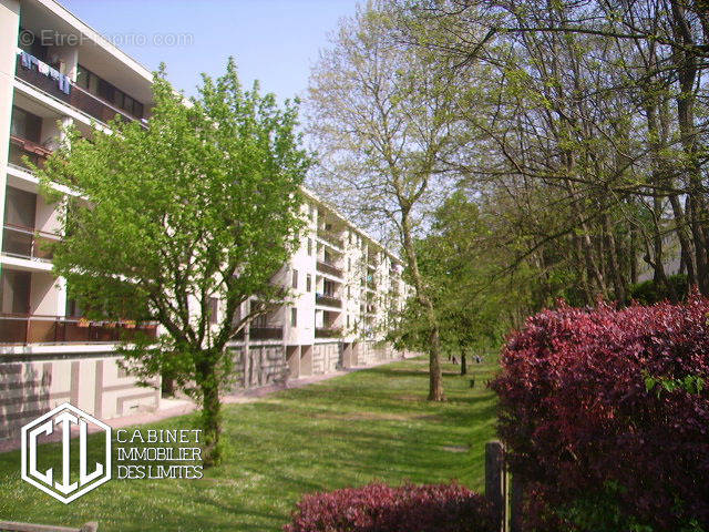 Appartement à CLICHY-SOUS-BOIS