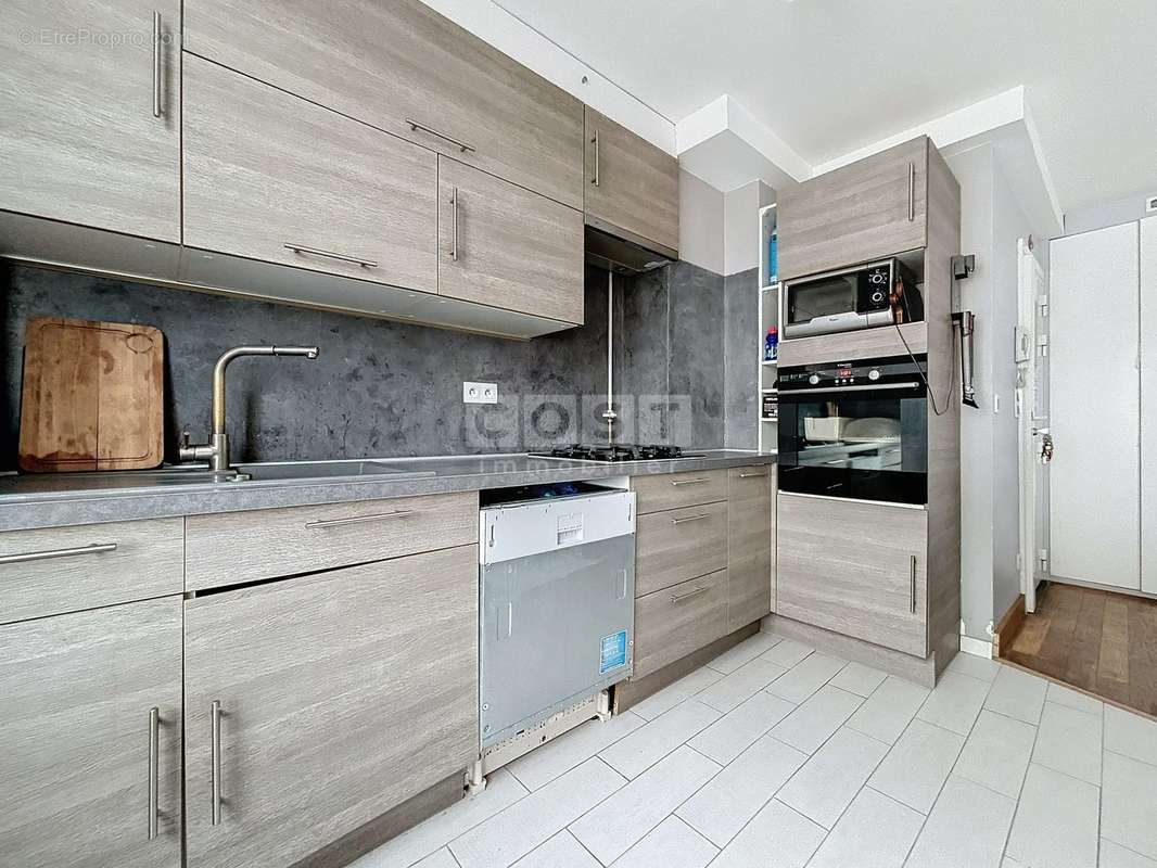 Appartement à COLOMBES