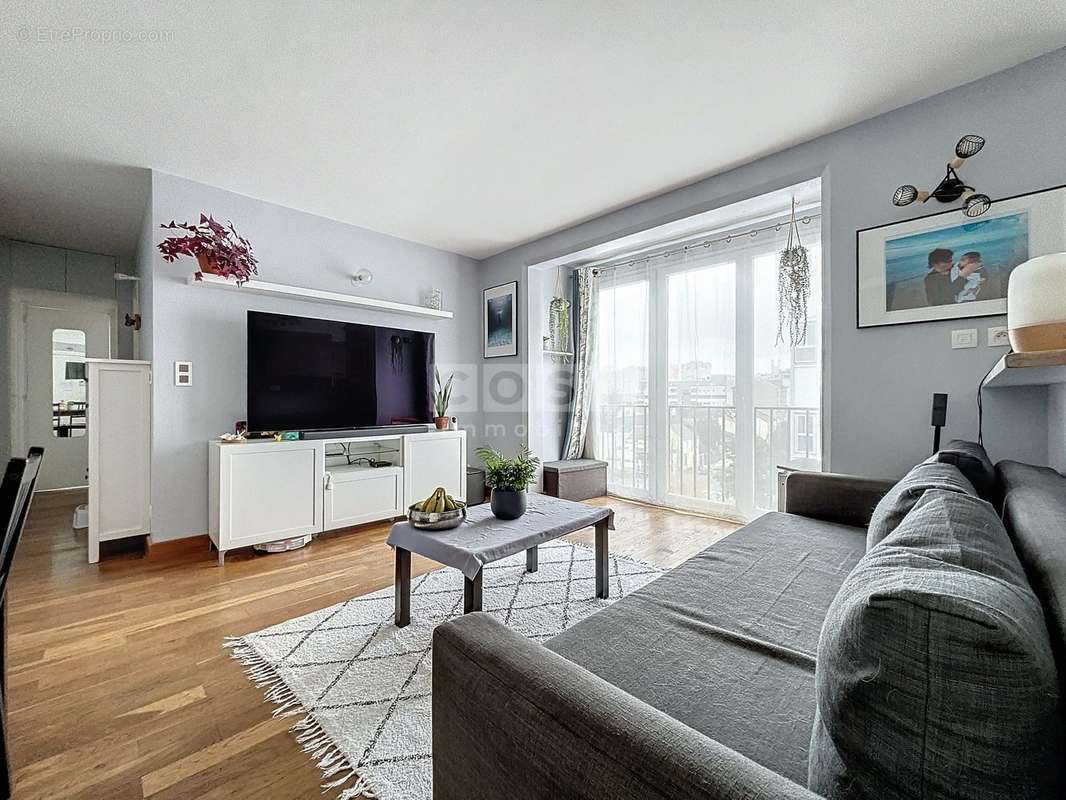 Appartement à COLOMBES