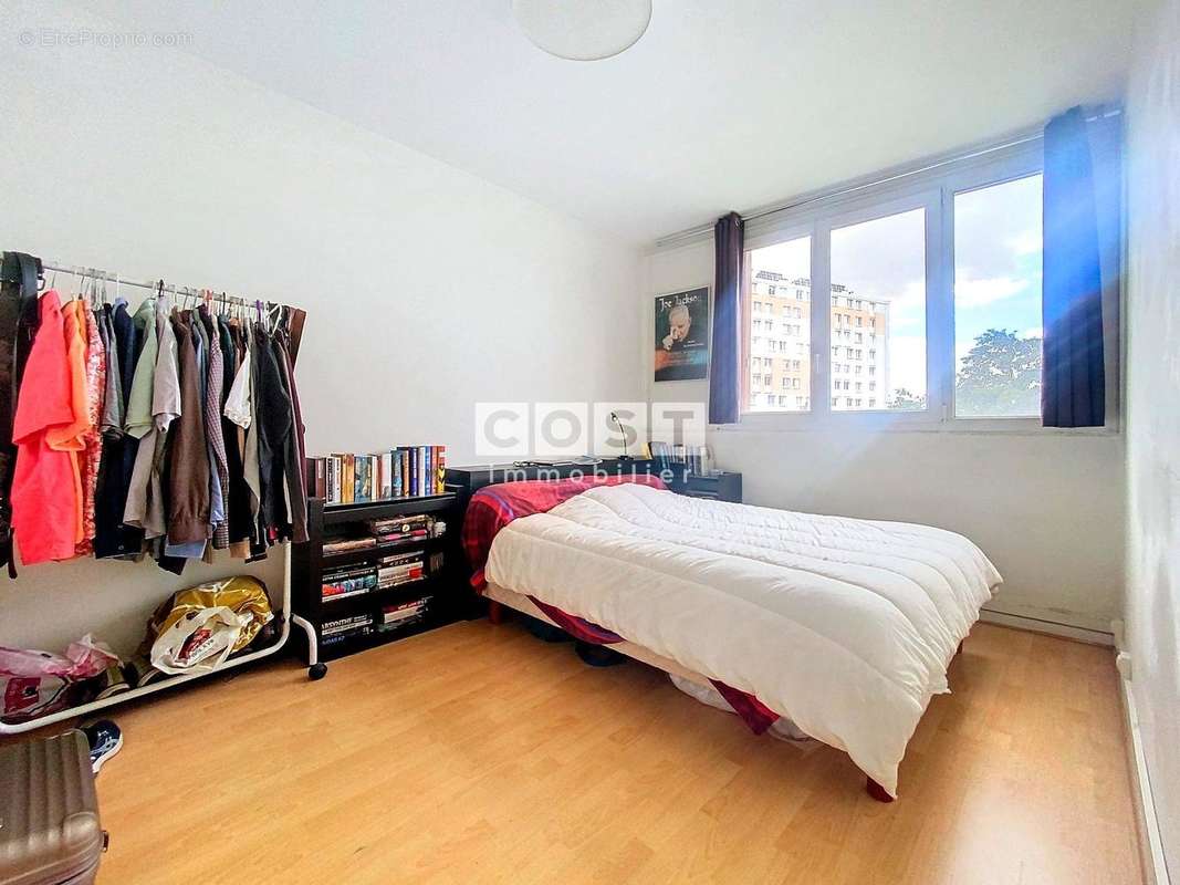 Appartement à COLOMBES