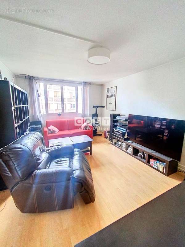 Appartement à COLOMBES