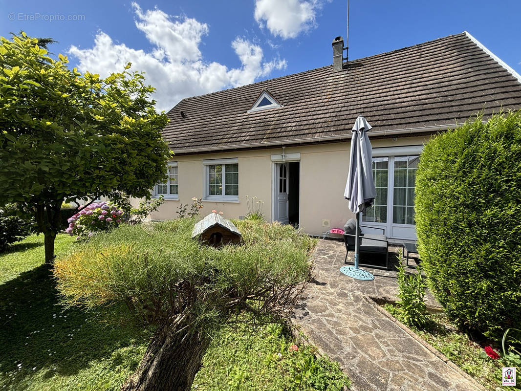 Maison à BREUIL-LE-VERT