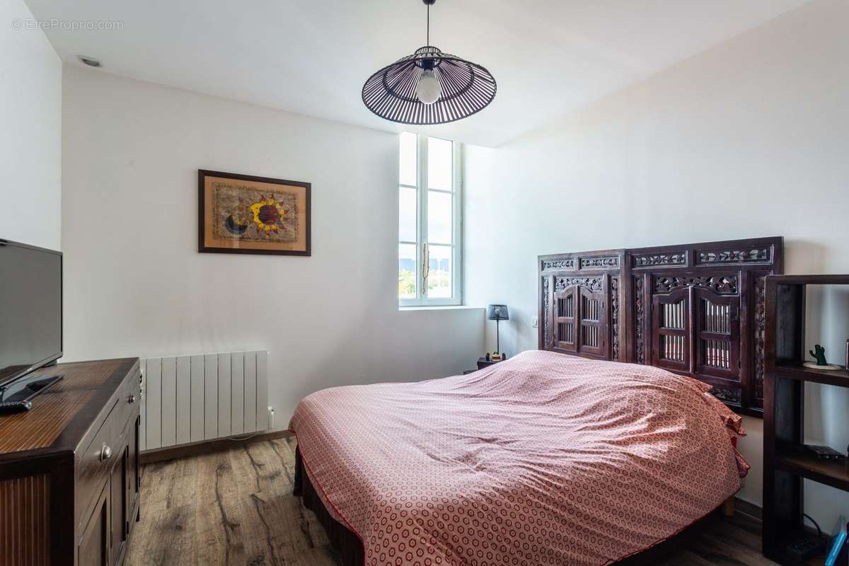 chambre lumineuse craponne - Appartement à CRAPONNE