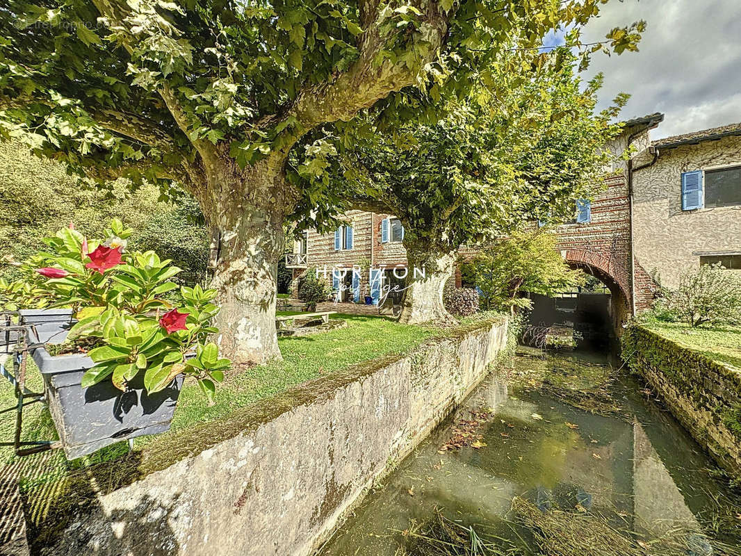 Maison à CORCELLES-EN-BEAUJOLAIS