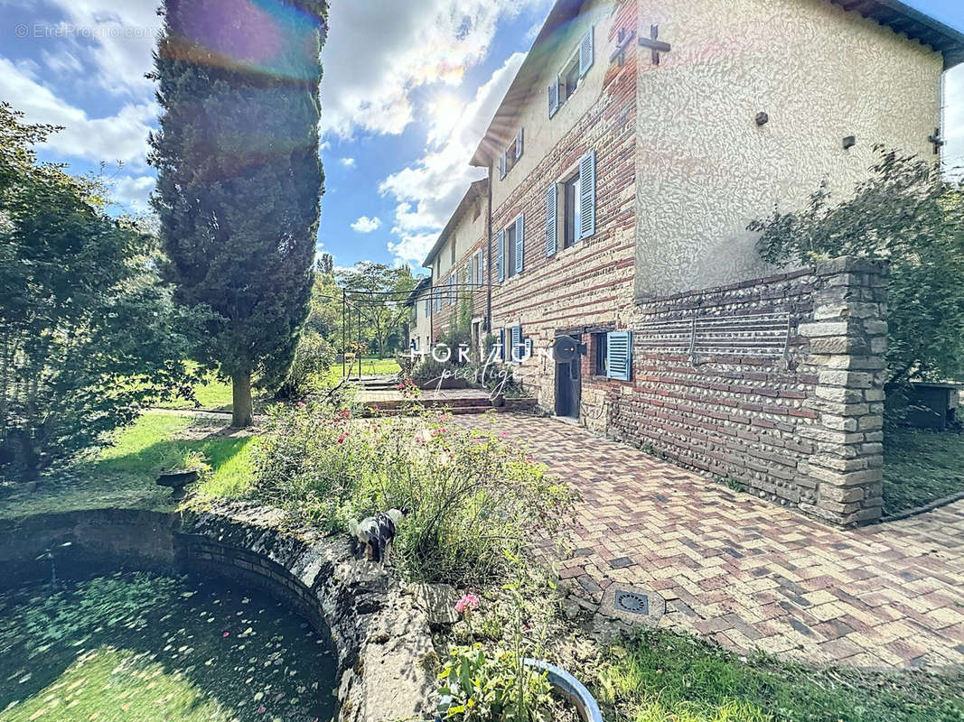 Maison à CORCELLES-EN-BEAUJOLAIS